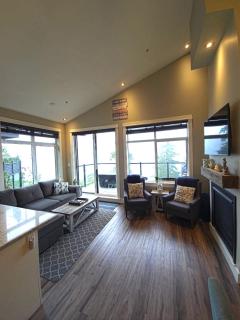 Sandy Feet Retreat Port Renfrew- Oceanfront 2BR modern cottage - 8