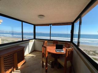 Departamento con impresionante vista a la playa - 7