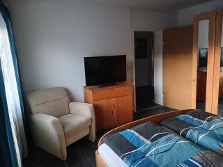 Apartment mit Balkon - Schwanstetten im Fränkischen Seenland - 9
