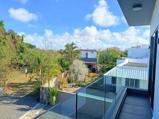 Ocean Breeze Apartments - 9