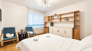 Zbor Apartment - 2BR at University Square and AC - 3