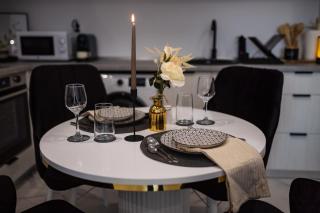Seyra Modern & Peaceful Stay, Parking & Self Check-in - 8