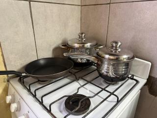 Panda Studio - Spacious with AC, Patio and Barbecue Grill - 6