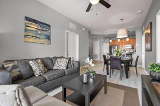Orlando 3BR Condo Space Comfort and Location - 9
