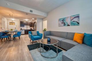 Stay Close to the Action Spacious 3BR Sleeps 8 - 9