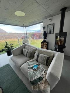 Villa design, jacuzzi privé, vue alpes et vignobles - 4