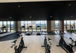 Apartamento Tipo Estudio Loft Nuevo Cerca del Aeropuerto - 2