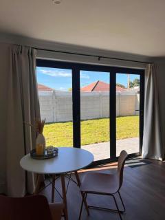 Coastal Breeze Apartment - 1
