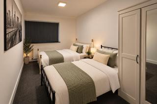 Stylish Apartment in High street Morley - 5