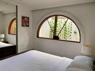 Beach Bliss - Private Suite, Tropical Tranquility, 3 mins walk to beach - 6