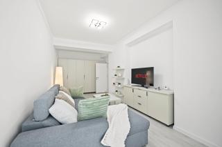 Modern & Cozy w Balcony, Near AFI Mall - Bucarest - 9