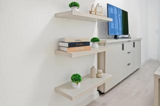 Modern & Cozy w Balcony, Near AFI Mall - Bucarest - 2