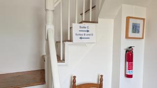 Cozy Highland Cattle-View Suite Peaceful, Private Pet-Friendly - 9