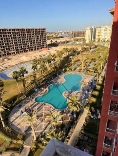 Charming Pool-View Chalet with Aqua Park Access, Golf Porto Marina - 4