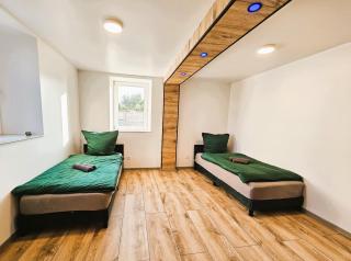 Inselhaus Leipzig Nord - Haus mit Hof und Parkplatz - 3