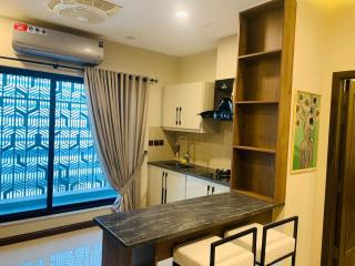 Luxurious Zeta Mall 1 Bedroom Apartment - 8