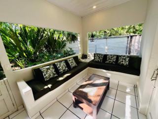Private Jungle Retreat w Lagoon, Walk to Beach - 6