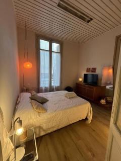 Amber Light Loft – 2BR in Ciudad Vieja - 9
