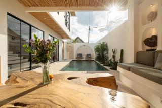Villa Oslo - Beautiful 3BR with Private Pool in Canggu, 15 min to the Beach - 9