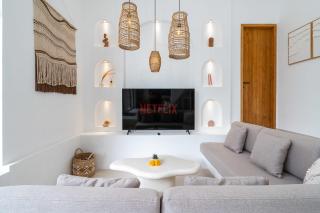 Villa Oslo - Beautiful 3BR with Private Pool in Canggu, 15 min to the Beach - 8