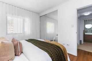 King's Park 2BR CBD Apartment with FREE Parking - 4