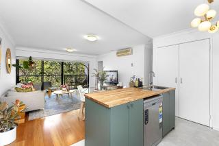 King's Park 2BR CBD Apartment with FREE Parking - 8