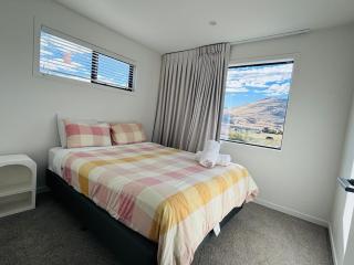 Under the Remarkables - 4