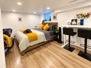 Pvt Studio Near Waterloo Airport & Minutes to Downtown Basement unit No Pet Allowed - 9