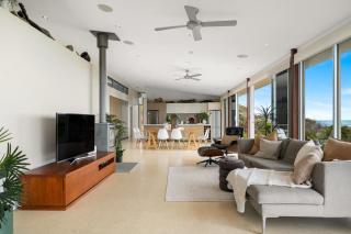 Elysian Allure - Oceanfront Paradise with Pool and Spa - 5