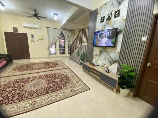 Aisy Homestay 3 - 8