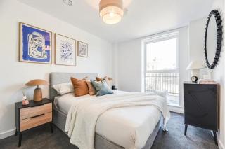 1 Bedroom Luxurious Flat - 7