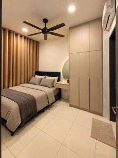 Modern 2BR at Skyworld Residences with Petronas Views - 5