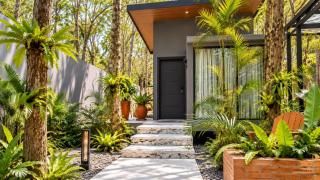 Guru Giri Studio Private Pool Villa Yogyakarta -  - 1