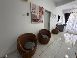 10pax Adelia Residency Near to Bangi Wonderland - 2