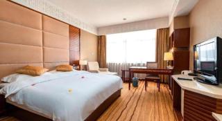Golden Spring Hotel Lijiang - 4