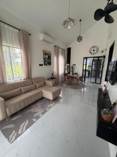Sherry Home - 6