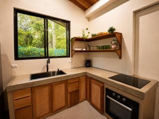 Villa Zelvara Tropical Modern Villa - 9