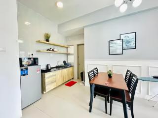 Barrington Square Golden Hills - 3