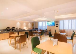 City Comfort Inn Liuzhou Wuxing Walking Street Zhonghuan Tower - 2