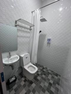 Griya Prahasta Guesthouse - 8
