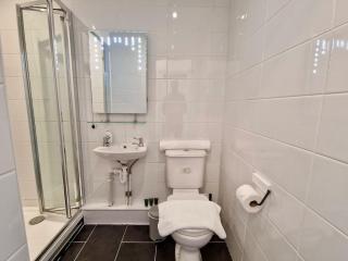 Earlsdon Guesthouse Pvt Room & Bath Free - 5