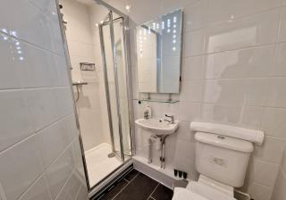 Earlsdon Guesthouse Pvt Room & Bath Free - 4