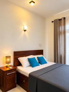 Lakeview Apartment with Modern Interior and Facilities - 4