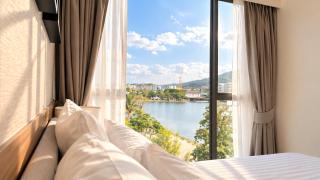 Lake View Apartments in Laguna Bang Tao - 1