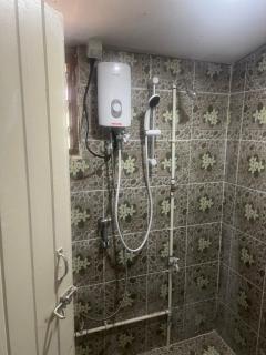 Riverside Holiday Arartment - 1