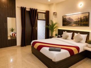 Premium 1RK Near Medanta Medicity-The White Casa - 8