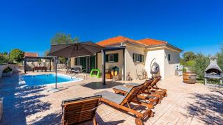 Casa Mia by Villas Guide - 2