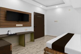 Super Hotel O Ripon Street Kolkata Formerly SR Royale - 2