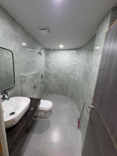 Hotel Golden Plaza - 1