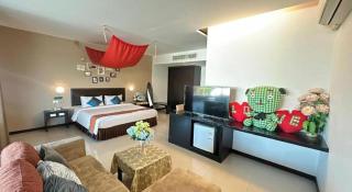 I Hotel - 9